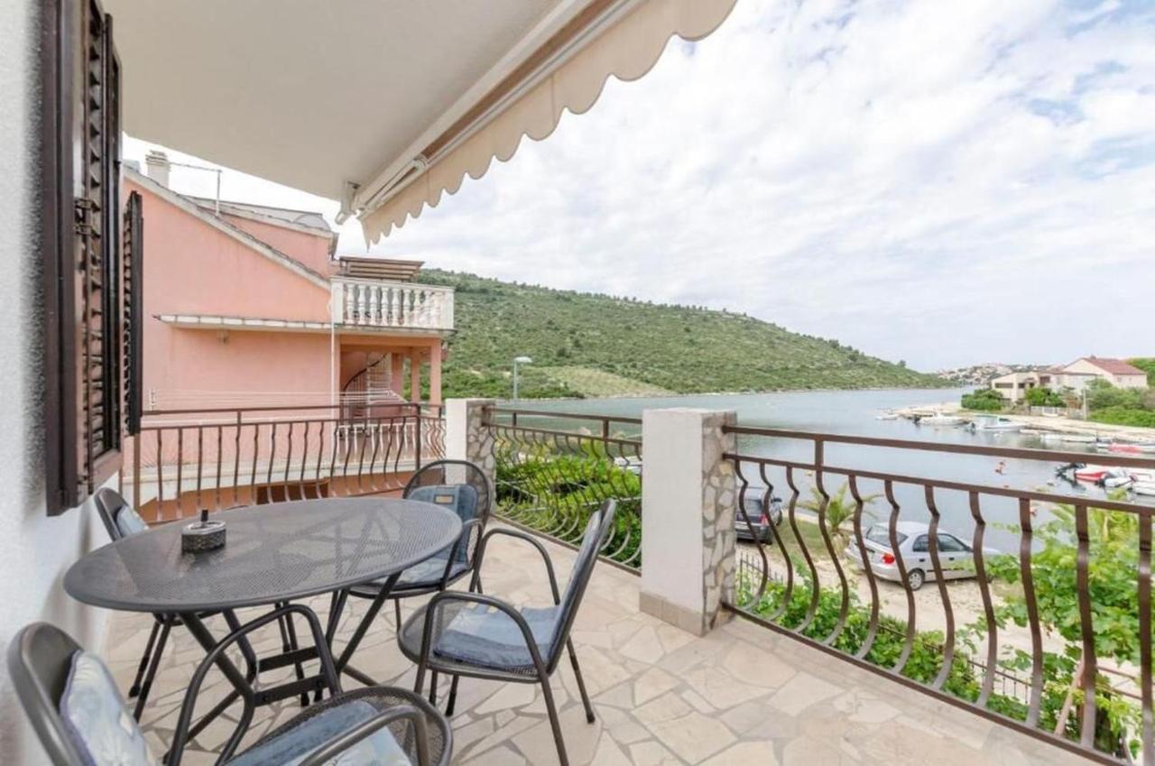 Apartment Brnabic Rogoznica  Eksteriør bilde